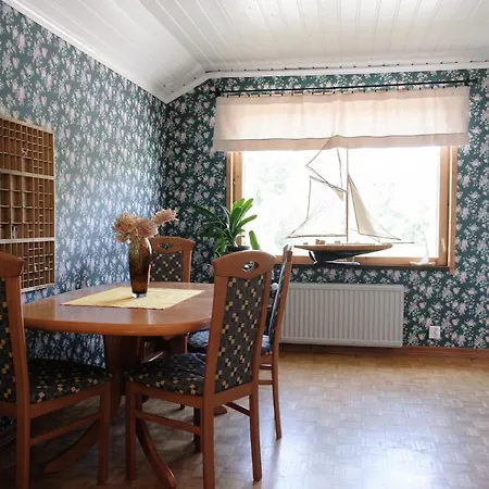 Bed & Breakfast Restaurang Sybarit Houtskar Exterior foto