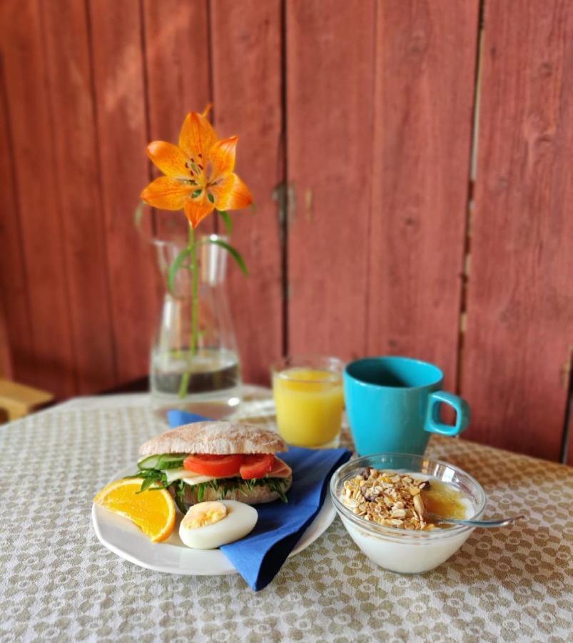 Frühstückspension Restaurang Sybarit Houtskar